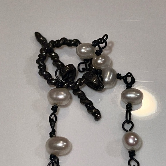 Pearl Necklace - Picture 5 of 7